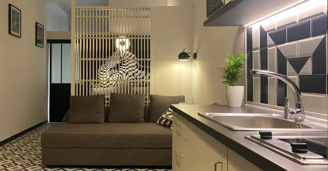 Sunrise Estudio Zebra, con vistas jardín y mar Miami Platja  Exterior foto